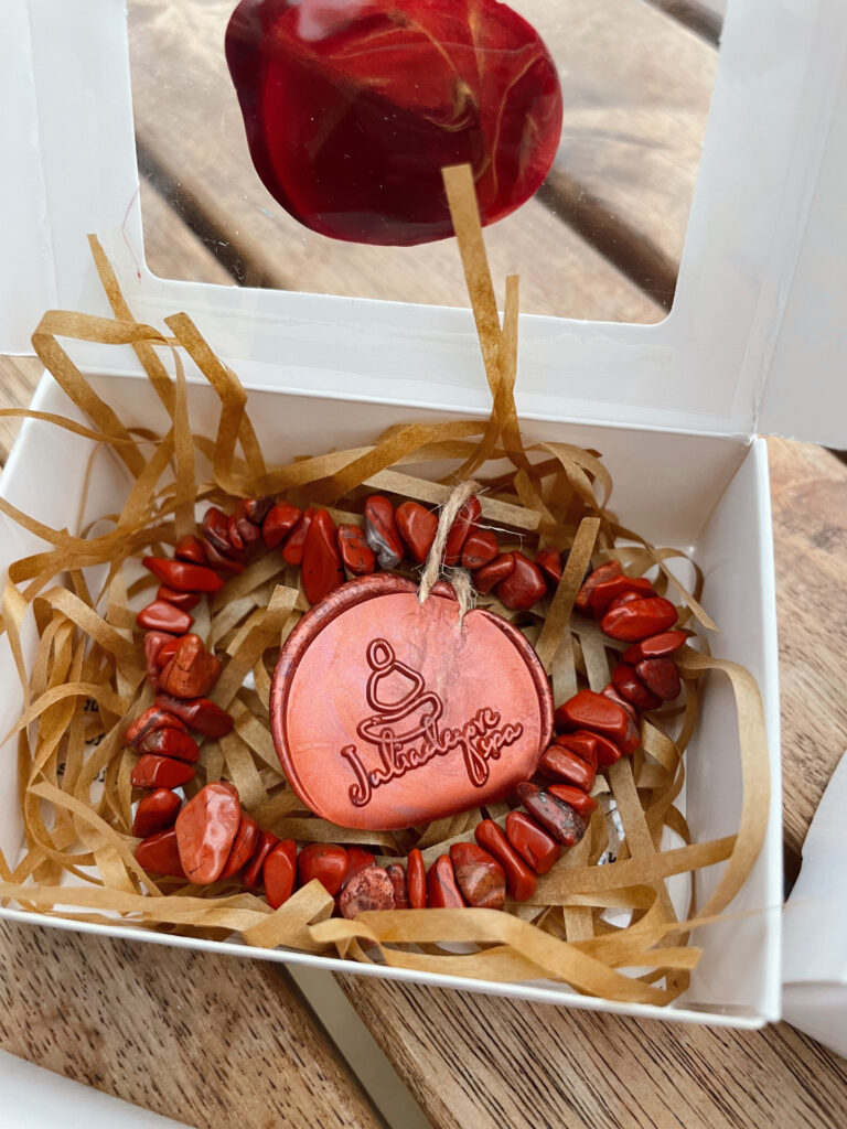 Tezza-0742-1-768x1024