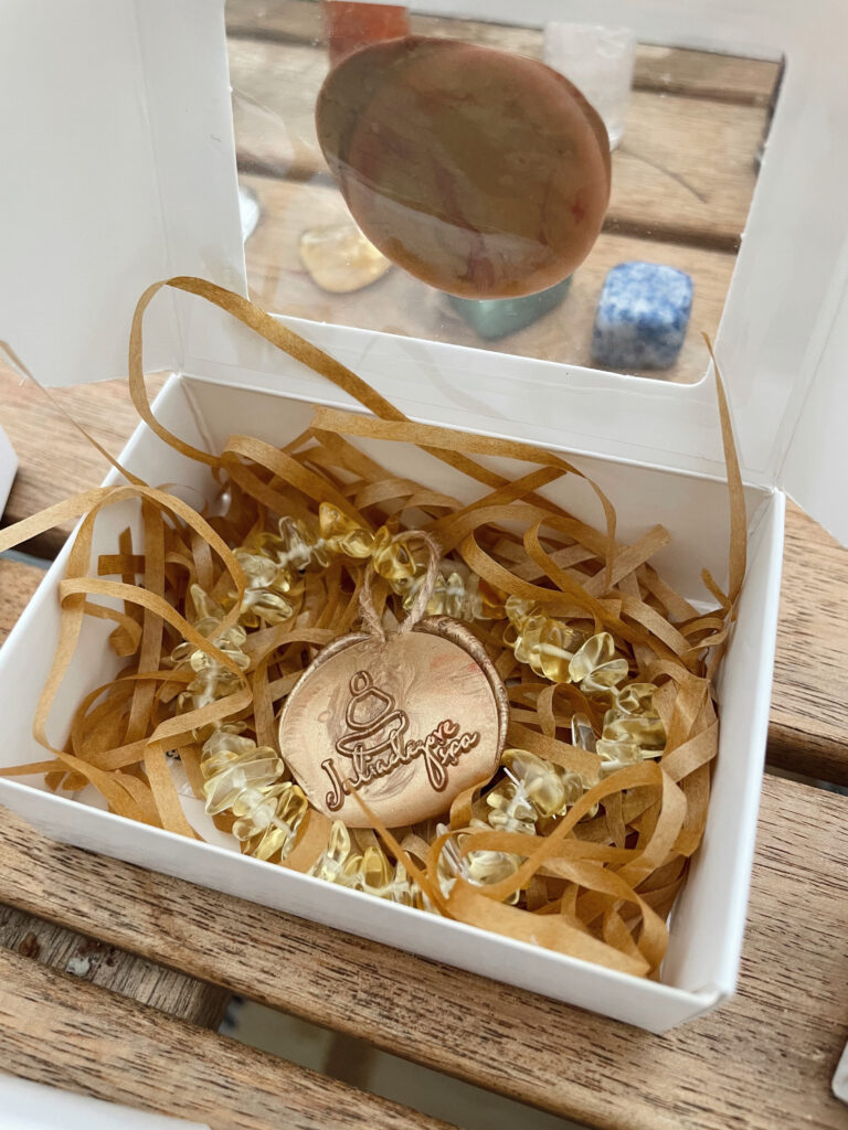 Tezza-7493-1-768x1024